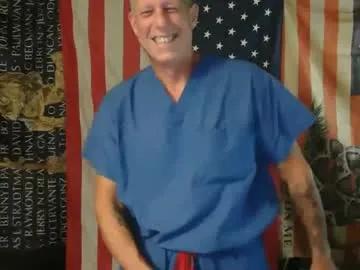 Chaturbate diabolic_yeti76 is Freechat diabolic_yeti76 — got some morning wood to take care of. #fit #daddy #dadbod  #tattoo #edge