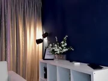 Freechat dormroomtease on Chaturbate