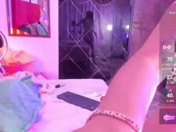 eimy_jones_ — GOAL: Squirt big + control domi x5  700 [986 tokens remaining] Welcome to my room! #fuckmachine #anal #squirt #bigass #latina