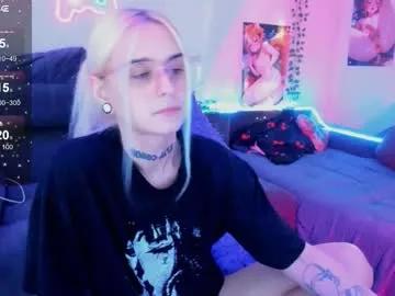 elli_26 on Chaturbate