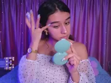 Private emiiscoot_1 on Chaturbate