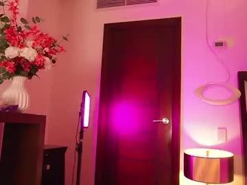 Freechat erikabee on Chaturbate