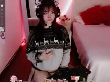 Freechat eternal_moonqs on Chaturbate