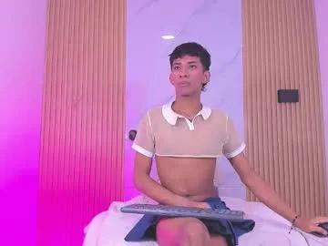 Freechat ethan_thouse on Chaturbate