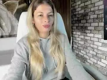 Freechat eva_melow on Chaturbate