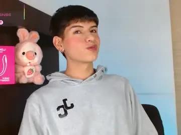 Freechat ezra_storm on Chaturbate