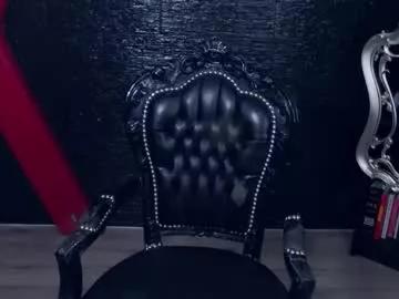 Freechat fetishsarah on Chaturbate