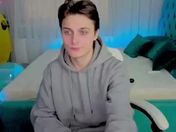 ggimperator — GOAL: show feet [60 tokens remaining] Welcome to my room! #new #gay #shaved #pvt #ukraine