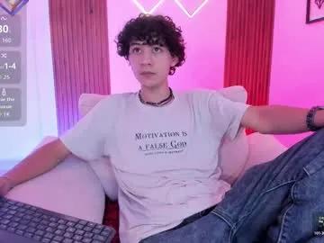 Freechat helios_obscuro on Chaturbate