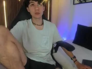 Freechat helios_obscuro on Chaturbate