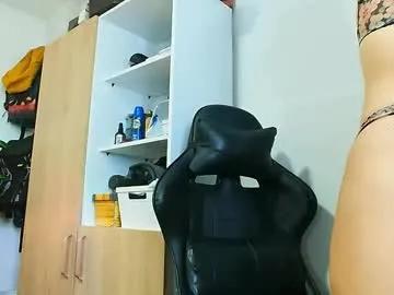 holly_and_honey_69 on Chaturbate 