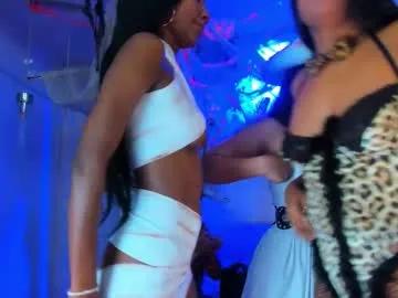 hotties_kittens18 on Chaturbate 