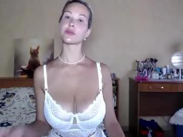 hugetittiesgerda on Chaturbate