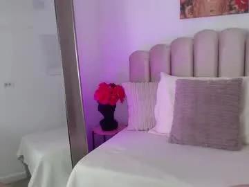 isa_bigass on Chaturbate