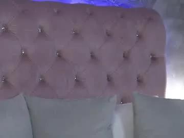 Away ivyrubens on Chaturbate