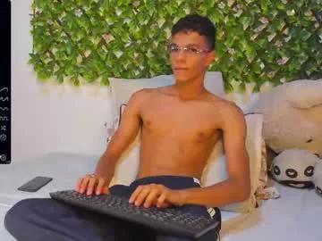 Freechat james_dreams_ on Chaturbate