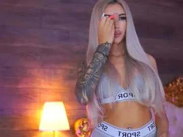 Private juicy_jessye on Chaturbate