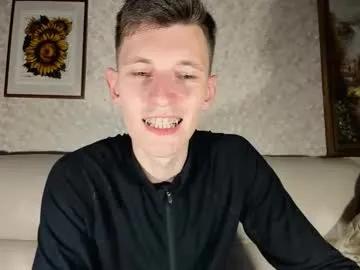 Freechat kevin_hornyyy on Chaturbate