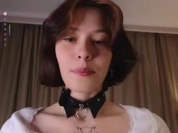 Freechat krissyhei on Chaturbate