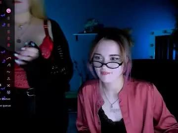 Freechat liana_kisses on Chaturbate