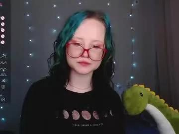 Freechat lilhornyprincess on Chaturbate