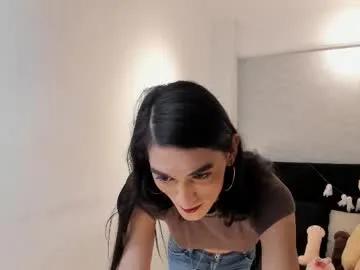 Freechat lily_cash1 on Chaturbate