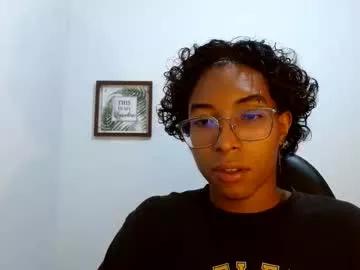 Freechat louis_hardstar on Chaturbate