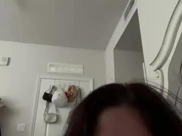 maddyafterhours — My first live, lets make it special <3 [1000 tokens remaining]