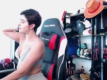 Freechat maevemads on Chaturbate