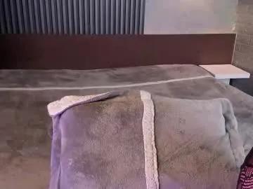 Freechat magic_selenaa on Chaturbate