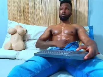 Freechat malcompierce on Chaturbate