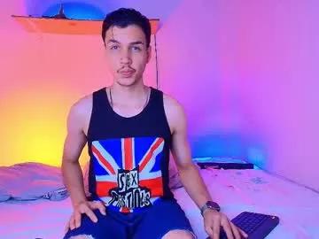 marcus_hanks — Welcome to my room! - Goal: Show you my big cock x 7min [28 tokens left] #bigdick #hairy #cut #muscle #cum