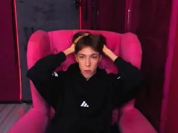 Freechat mark_branston on Chaturbate