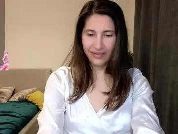 Freechat marrycolins on Chaturbate