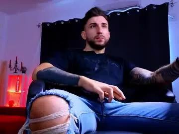 Freechat mightyaaron on Chaturbate