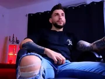 Freechat mightyaaron on Chaturbate