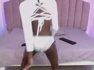 Freechat naiagils on Chaturbate