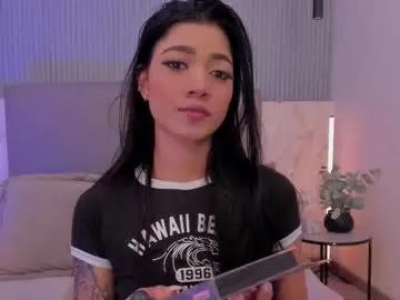 Freechat naishaford_1 on Chaturbate