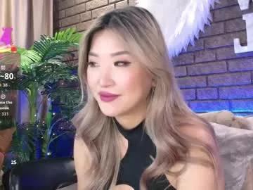 nicky_owl on Chaturbate