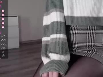 noelleneptune on Chaturbate