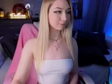 Freechat owlluree on Chaturbate