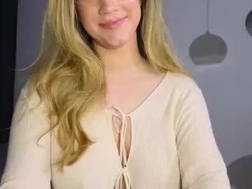 pink_rosee_ on Chaturbate