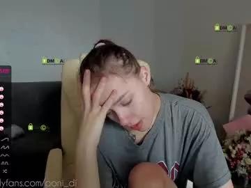 poni_dii on Chaturbate