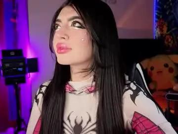 Away queenlamia on Chaturbate