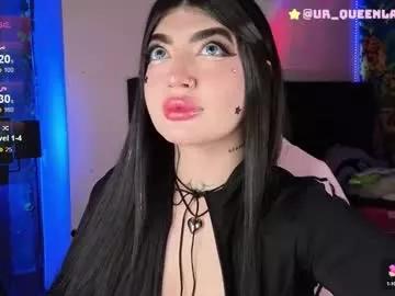 Away queenlamia on Chaturbate