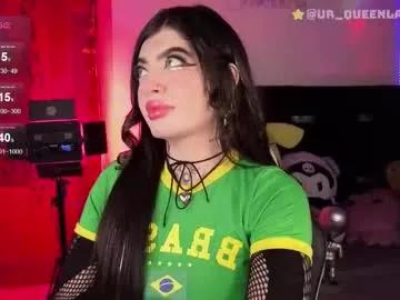 Away queenlamia on Chaturbate