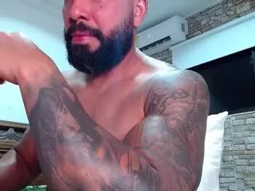 Freechat roman_muscle_ on Chaturbate
