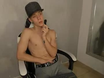 Freechat santiceballo on Chaturbate