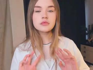 Freechat sheenaeast on Chaturbate