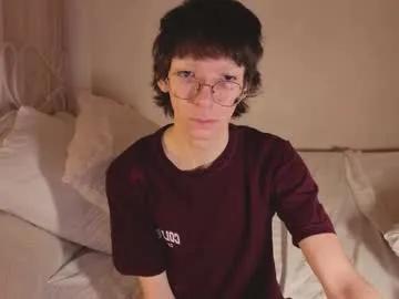 Freechat tommiehi on Chaturbate